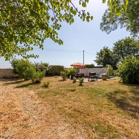La Maison Du Tonnelier - Beau Jardin Avec Piscine * La Brousse